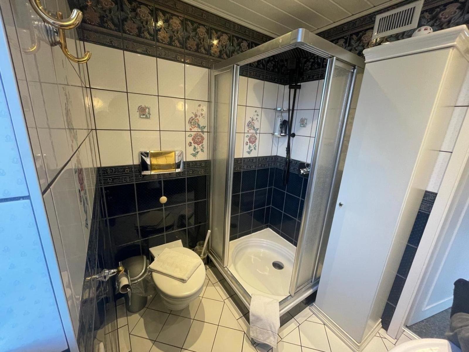 Mit 2 Schlafzimmer U 1 Schlafsofa